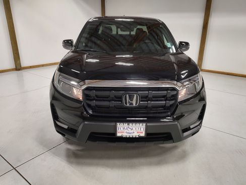 Used 2025 Honda Ridgeline RTL image 3