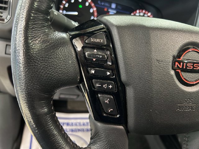 Used 2022 Nissan Frontier PRO-4X AWD/4WD image 24