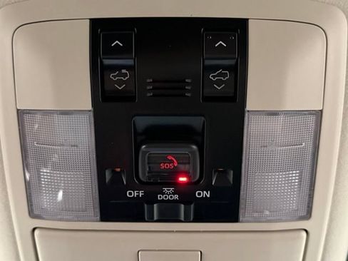 Used 2022 Lexus GX 460 Premium AWD/4WD image 34