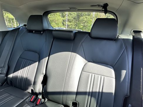 Used 2025 Honda HR-V EX-L image 10