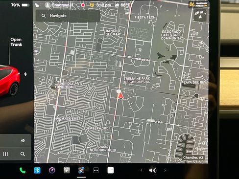 Used 2020 Tesla Model Y Long Range image 9