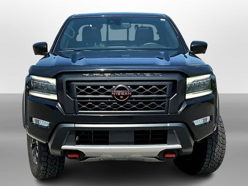 Used 2022 Nissan Frontier PRO-4X image 3