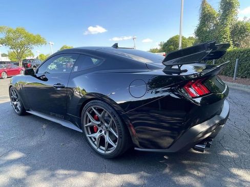 New 2026 Ford Mustang GT Premium w/ GT Performance Package RWD image 4