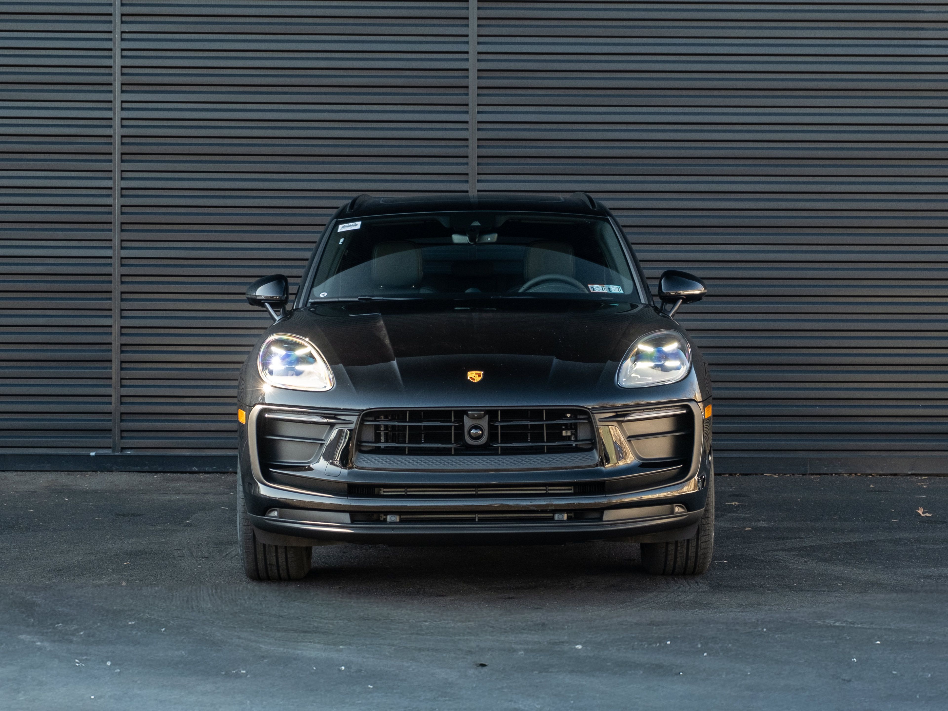 Certified 2026 Porsche Macan AWD/4WD image 11