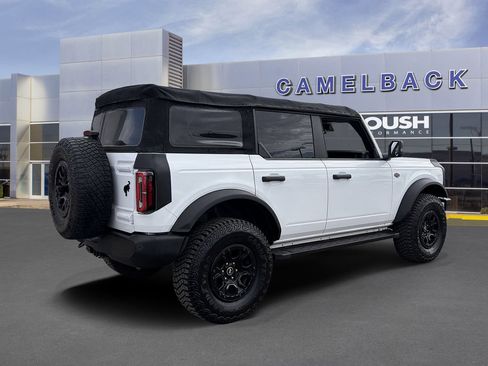 Certified 2022 Ford Bronco Wildtrak AWD/4WD image 6