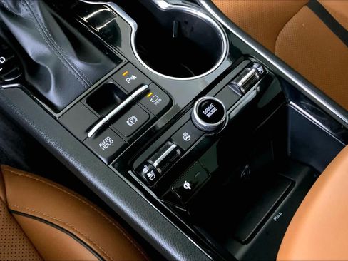 Used 2022 Kia K5 GT w/ GT1 Package FWD image 32