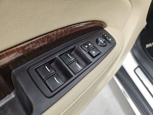 Used 2018 Acura MDX SH-AWD image 12