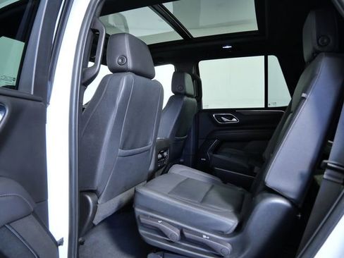 Used 2023 Chevrolet Tahoe Z71 w/ Luxury Package image 15