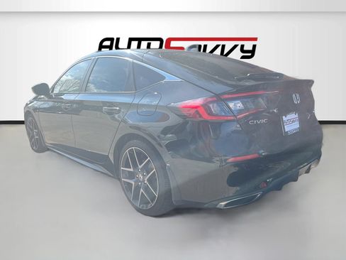 Used 2022 Honda Civic Sport Touring image 5