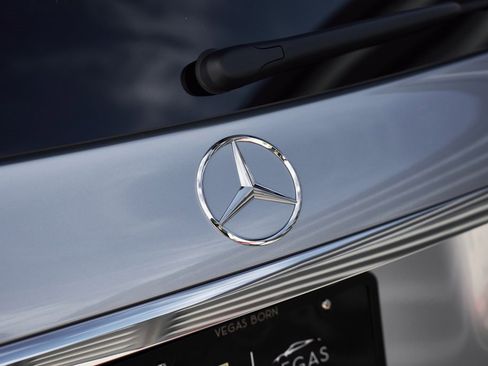 Used 2024 Mercedes-Benz GLS 63 AMG 4MATIC image 10