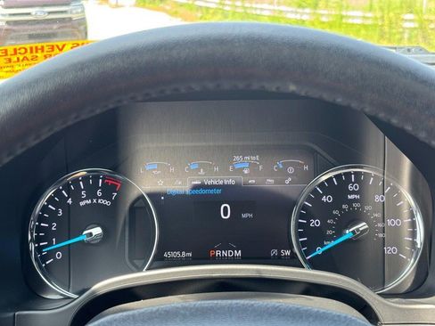 Used 2020 Ford Expedition XLT w/ Equipment Group 202A AWD/4WD image 22