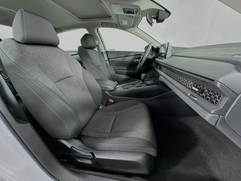 Certified 2023 Honda Accord EX image 27