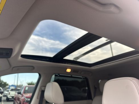 Certified 2023 Nissan Pathfinder SL w/ SL Premium Package image 21