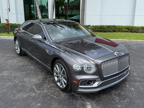 Used 2021 Bentley Flying Spur W12 AWD/4WD image 5
