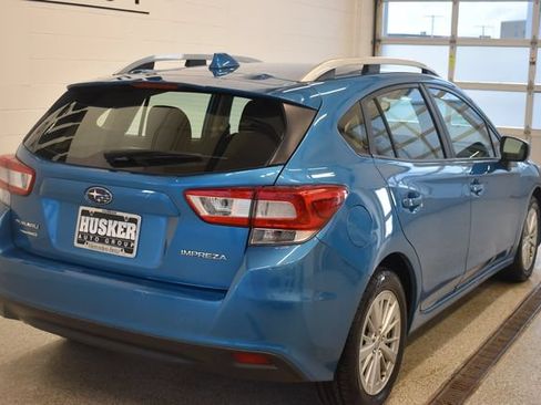 Used 2018 Subaru Impreza 2.0i Premium w/ Eyesight & BSD & Rcta AWD/4WD image 4