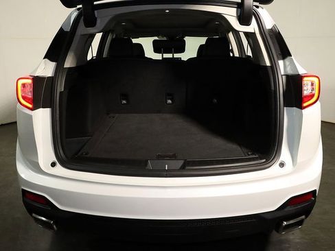 Used 2024 Acura RDX SH-AWD image 28