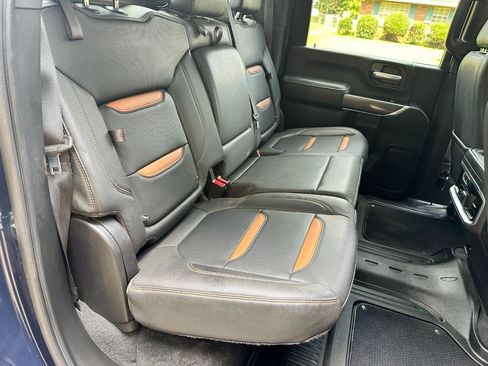 Used 2022 GMC Sierra 2500 AT4 w/ AT4 Premium Plus Package AWD/4WD image 22