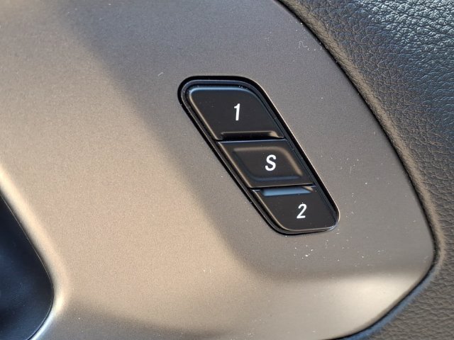 New 2027 Chrysler Pacifica Select AWD/4WD image 10