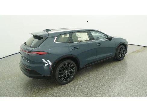 New 2025 Toyota Crown Signia image 9