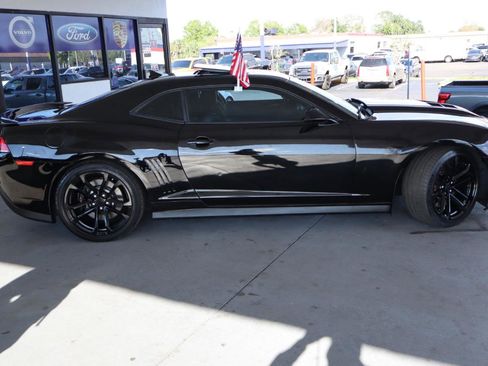 Used 2014 Chevrolet Camaro ZL1 w/ Gray Stripe Package image 3