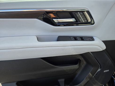 New 2026 Chevrolet Tahoe Premier w/ Sun And Tow Package image 11