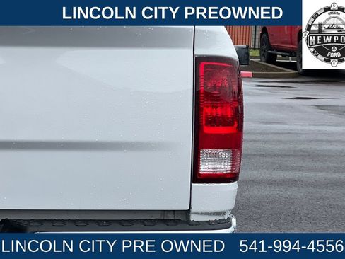 Used 2018 RAM 1500 Classic SLT image 17