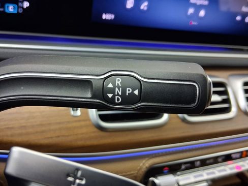 Used 2024 Mercedes-Benz GLE 350 4MATIC image 16