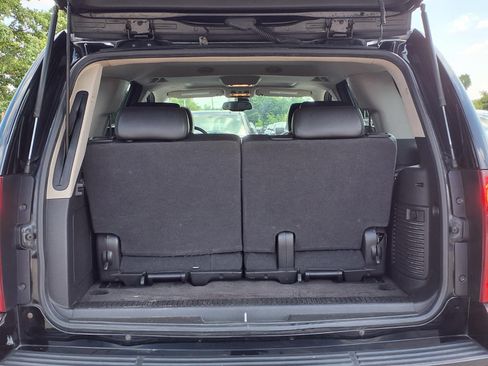 Used 2007 Chevrolet Tahoe LTZ w/ LTZ Preferred Equipment Group AWD/4WD image 8