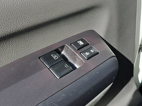 Used 2018 Nissan NV 1500 SV RWD image 24