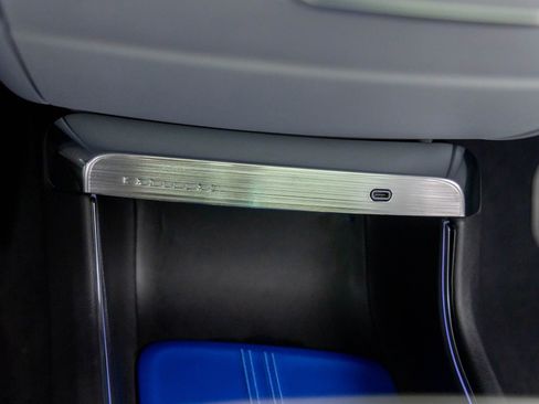 New 2026 Cadillac Lyriq Sport image 25