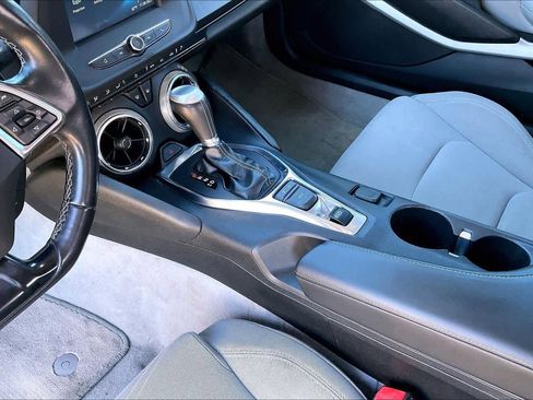 Used 2018 Chevrolet Camaro LT w/ RS Package image 15