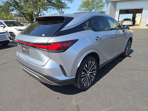Used 2024 Lexus RX 350 Premium Plus w/ Convenience Package FWD image 3