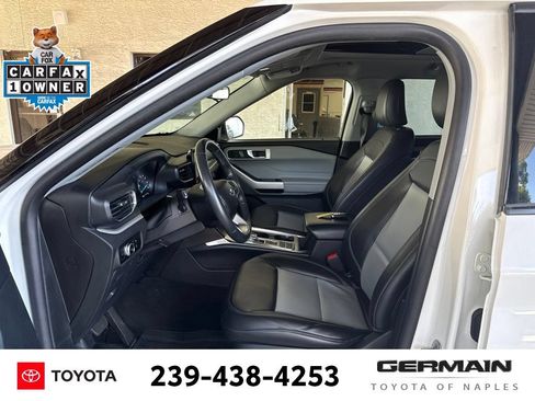 Used 2023 Ford Explorer XLT w/ Equipment Group 202A RWD image 13