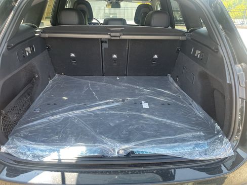Certified 2025 Mercedes-Benz GLC 300 4MATIC image 10