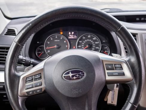 Used 2014 Subaru Outback 2.5i Premium w/ Popular Package #1B AWD/4WD image 9