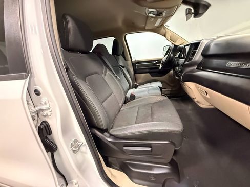 Used 2020 RAM 1500 Big Horn AWD/4WD image 13