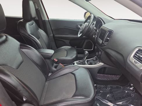 Used 2019 Jeep Compass Latitude AWD/4WD image 15