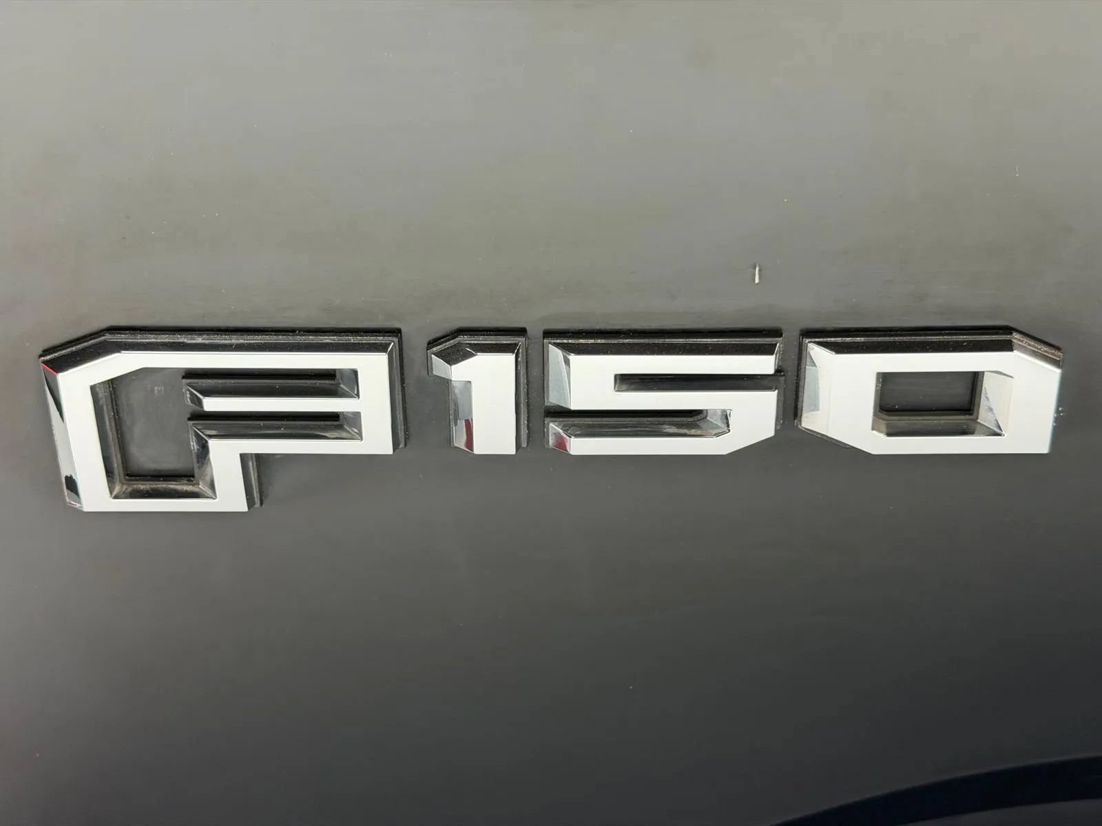 Used 2016 Ford F150 Lariat w/ Equipment Group 502A Luxury AWD/4WD image 11