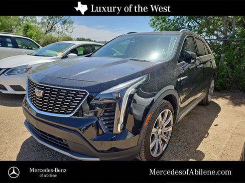 Used 2019 Cadillac XT4 Premium Luxury FWD image 1