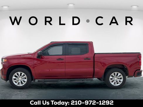 Used 2020 Chevrolet Silverado 1500 Custom w/ Custom Value Package image 4