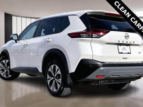 Used 2023 Nissan Rogue SV image 12