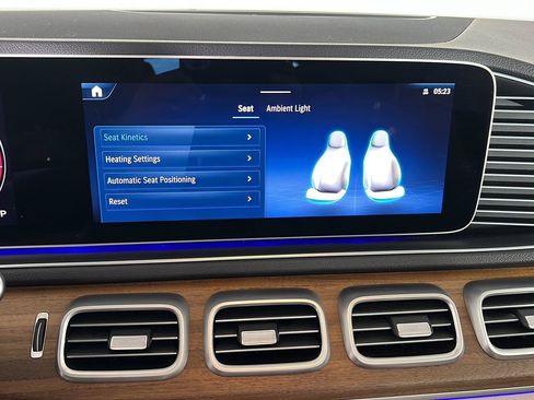 Certified 2024 Mercedes-Benz GLE 350 4MATIC image 11