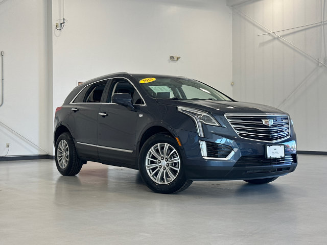 Used 2019 Cadillac XT5 Luxury AWD/4WD image 2