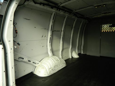 Used 2019 Chevrolet Express 2500 w/ Communications Package image 11