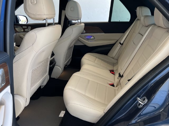 Used 2024 Mercedes-Benz GLE 450e 4MATIC image 28