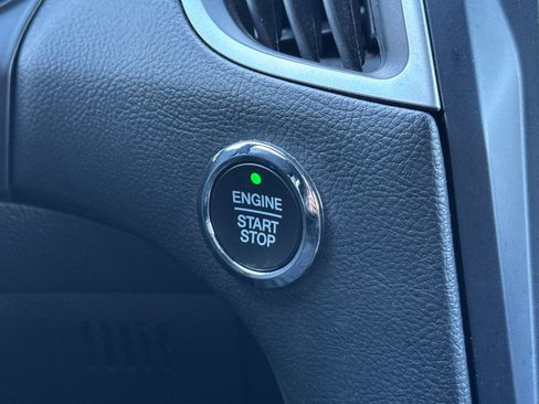 Used 2022 Ford Edge SEL image 34