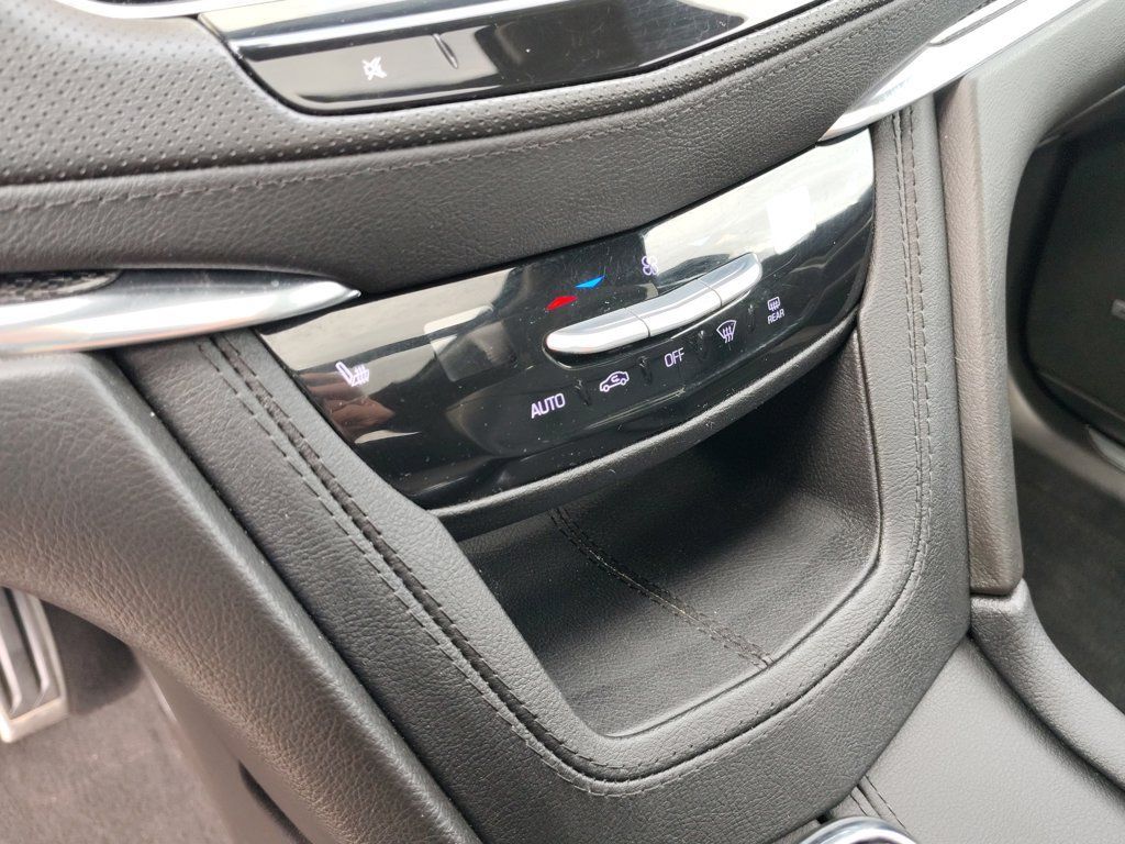 Used 2023 Cadillac XT5 Sportv AWD/4WD image 23