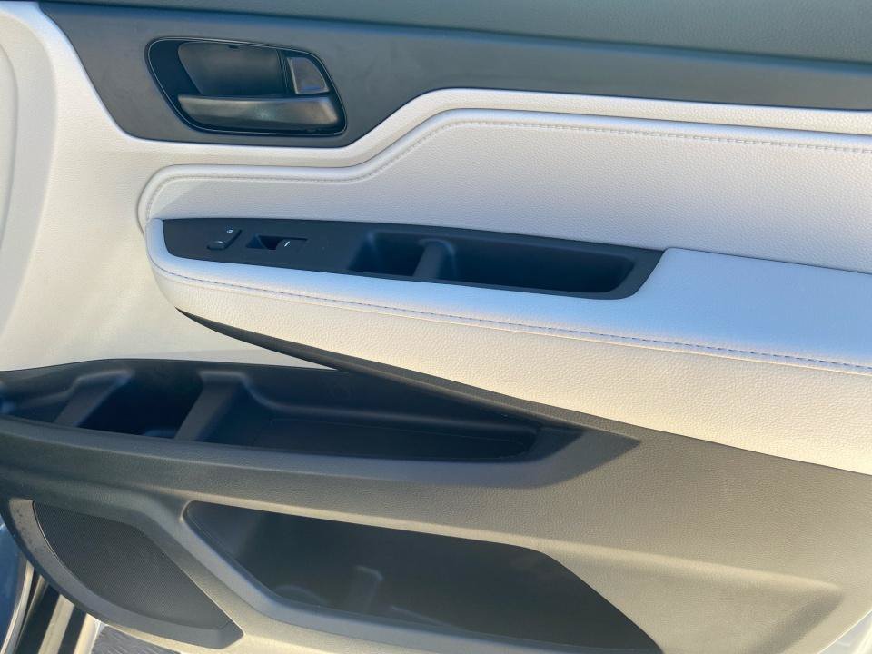 Certified 2026 Honda Odyssey EX-L image 31