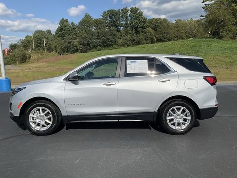 Used 2022 Chevrolet Equinox LT image 25