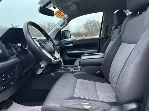 Used 2015 Toyota Tundra SR5 image 12